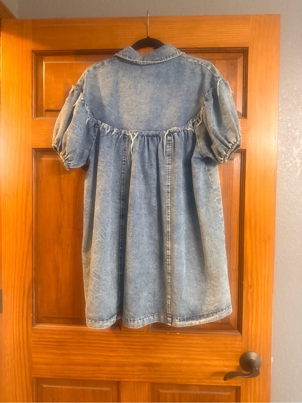 Denim Button-Front Short Sleeve Dress - Light Blue - Picture 5 of 5